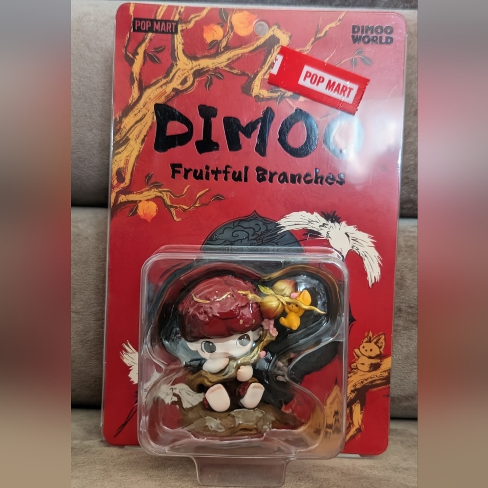 POP MART Dimoo Fruitful Branches Figure Hanging Card - Picture 3 of 4